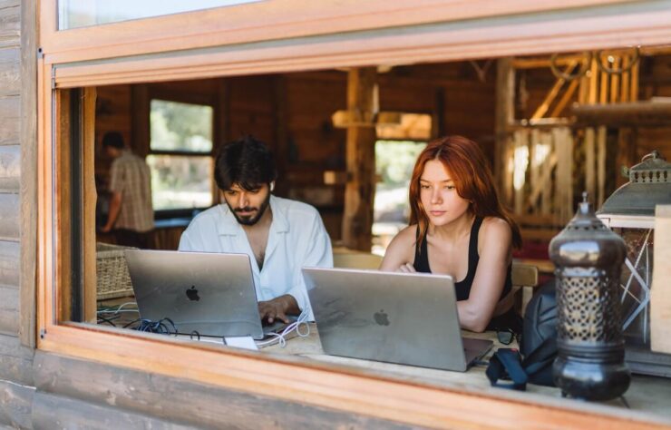 Challanges of consultating new Business Firms Challanges of consultating new Business Firms